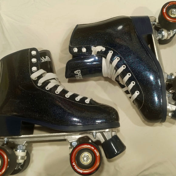 Impala Rollerskates - Picture 2 of 6
